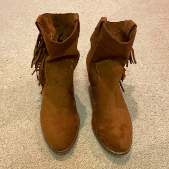 fringe booties—never worn - Picture 1 of 4